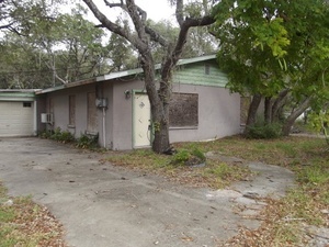 1016 Egret Lane, a loan in Texas that sustained some hurricane damage.